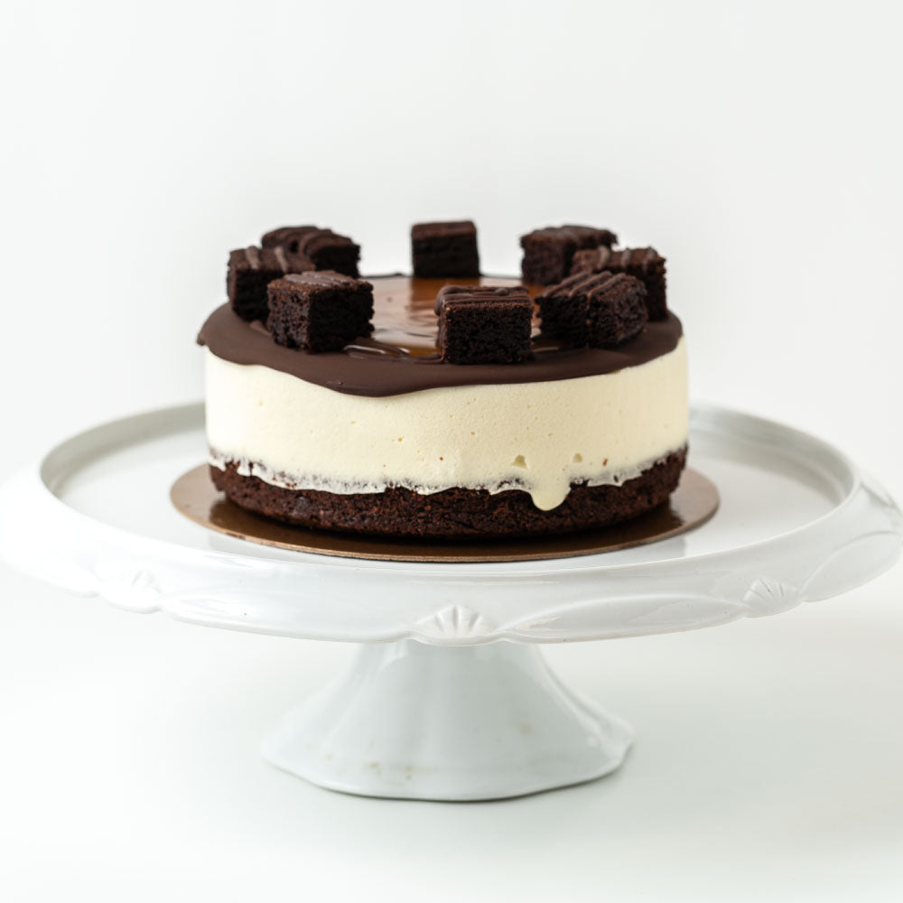 
            
                Load image into Gallery viewer, Caramel Brownie Cheesecake
            
        